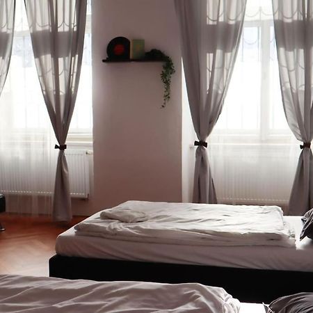 Modern Apartment In The Center Of Prag Eksteriør billede